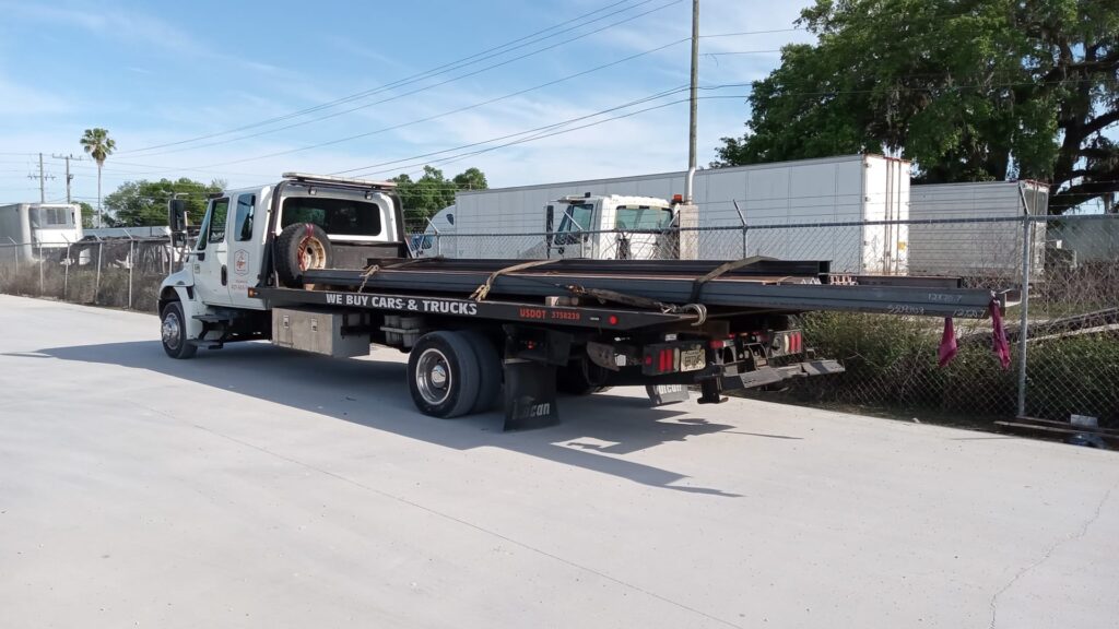 Towing Service in Valrico, FL